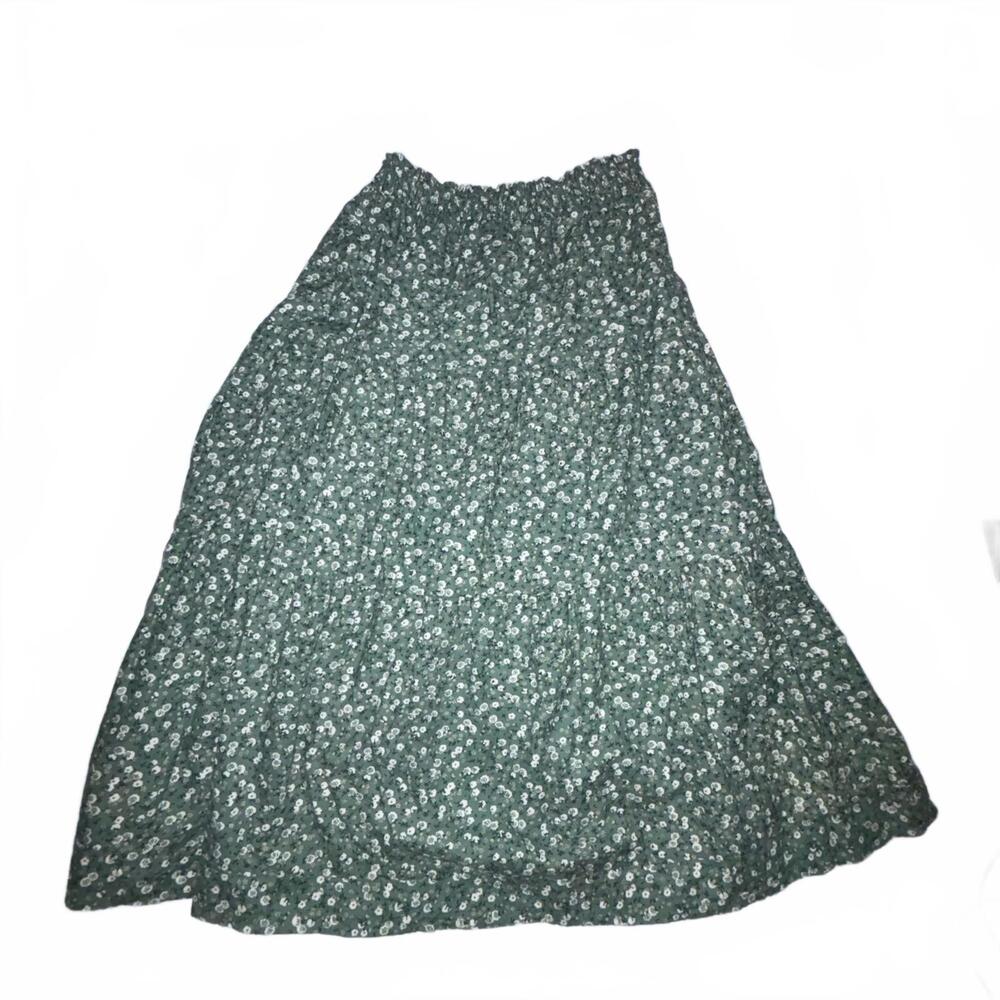 Universal Thread green and white floral print maxi skirt